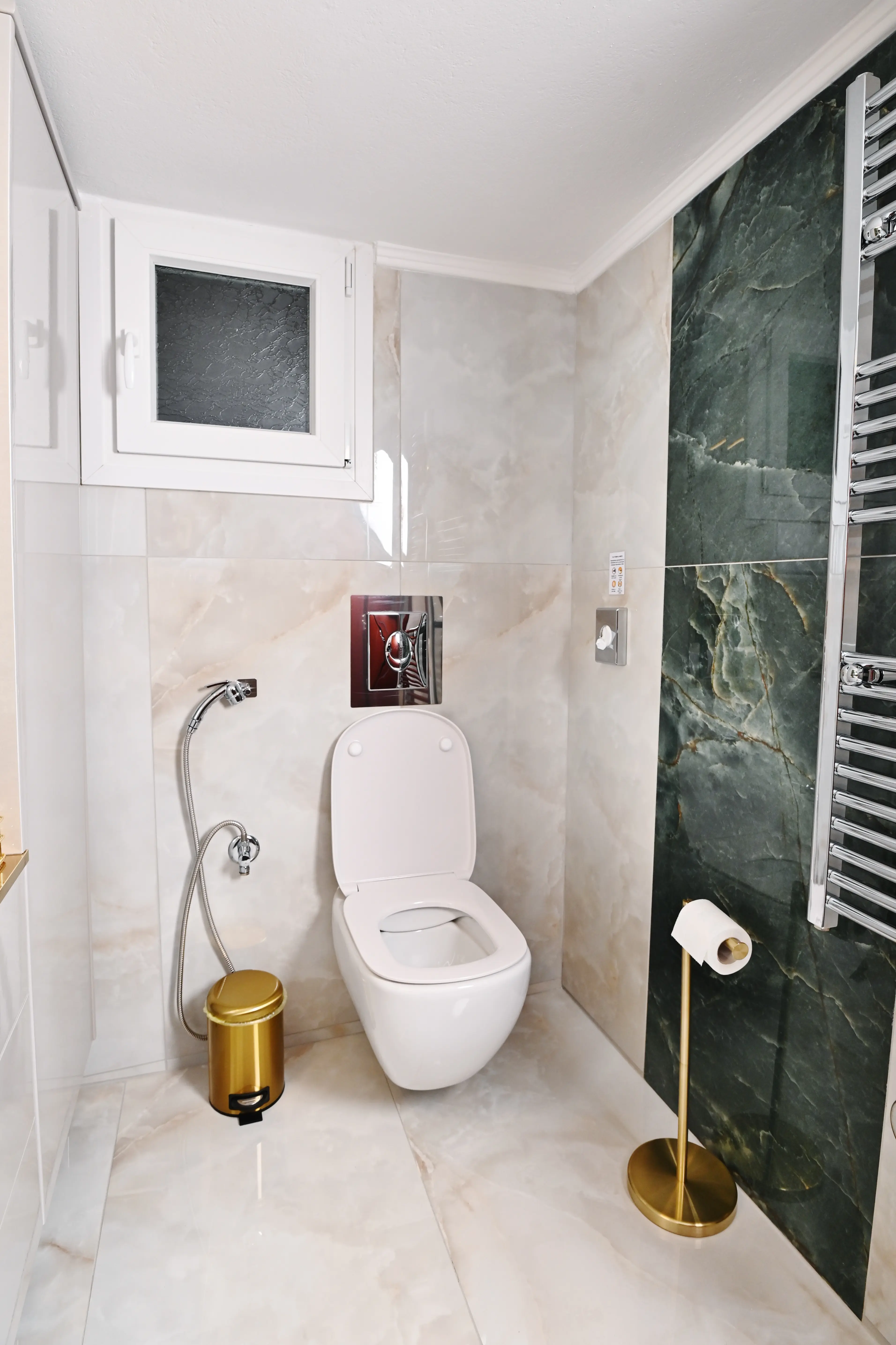 Μπάνιο ιατρείου (2)